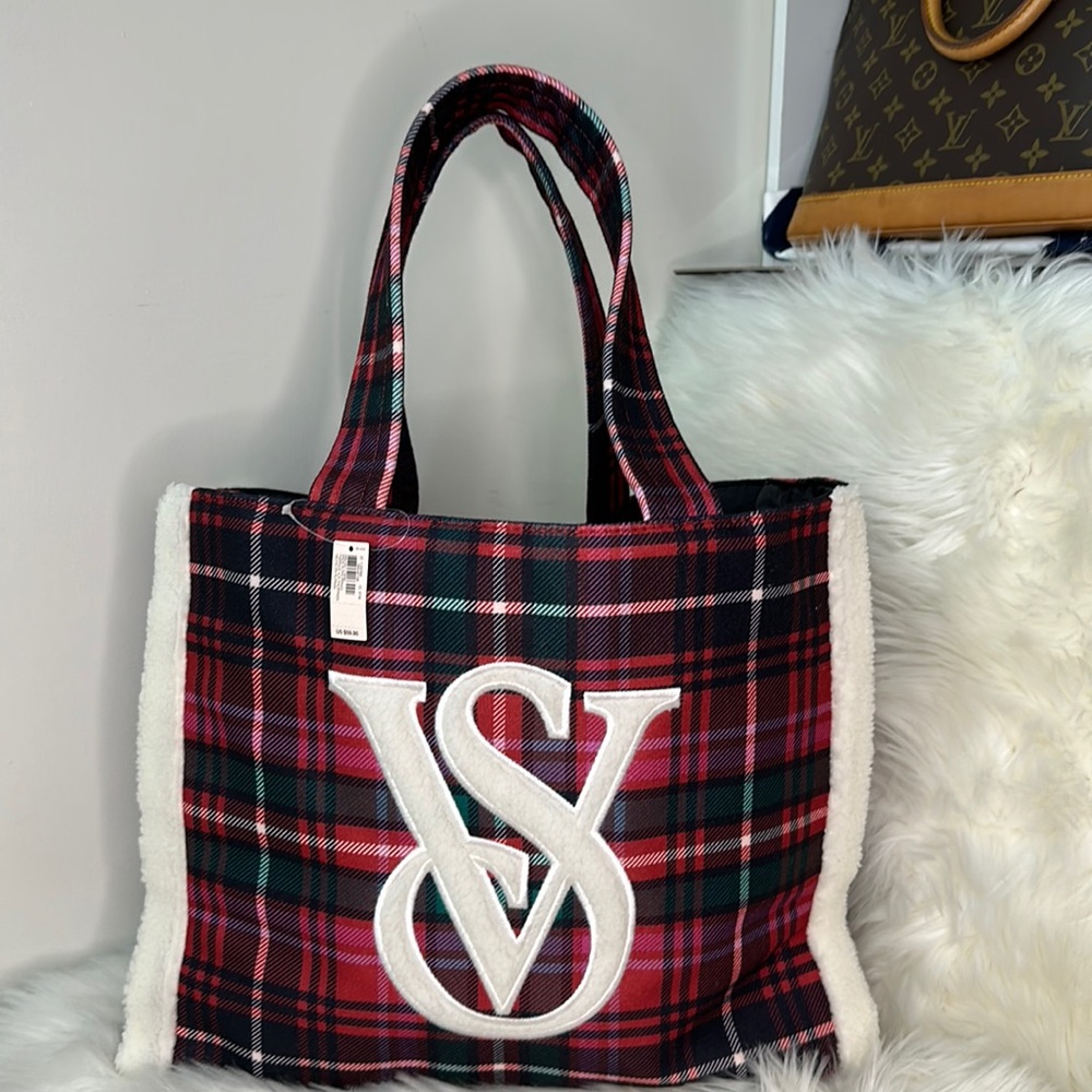 💯% Authentic Victoria Secrets Tote bag